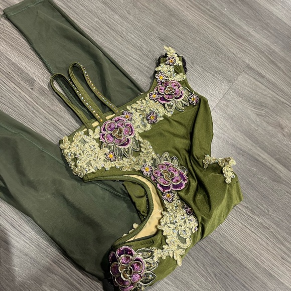 Glamour Costumes Green Rhinestoned Cut Out Bodysuit - Picture 4 of 6